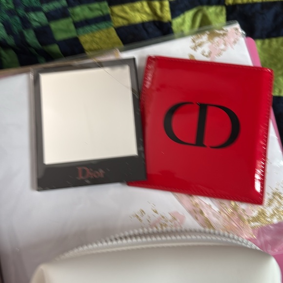 Christian Dior Mothers Day Box New - Picture 9 of 10